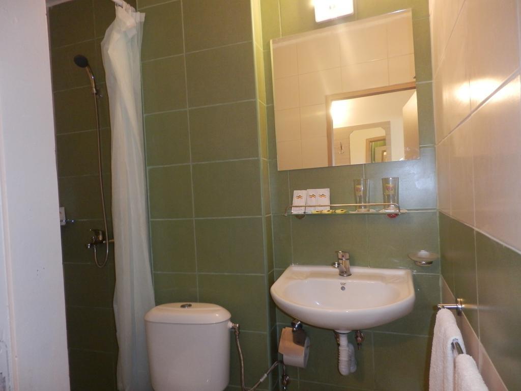 בלצ'יק Olimpia Supersnab Hotel מראה חיצוני תמונה