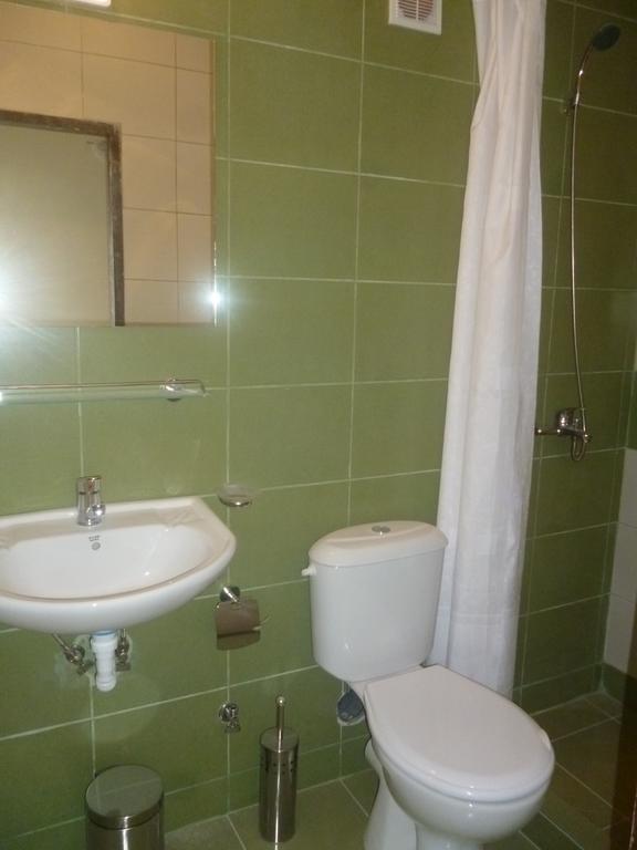 בלצ'יק Olimpia Supersnab Hotel מראה חיצוני תמונה