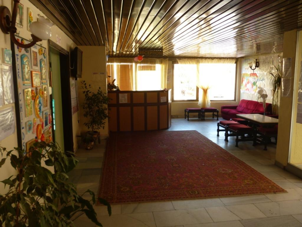 בלצ'יק Olimpia Supersnab Hotel מראה חיצוני תמונה