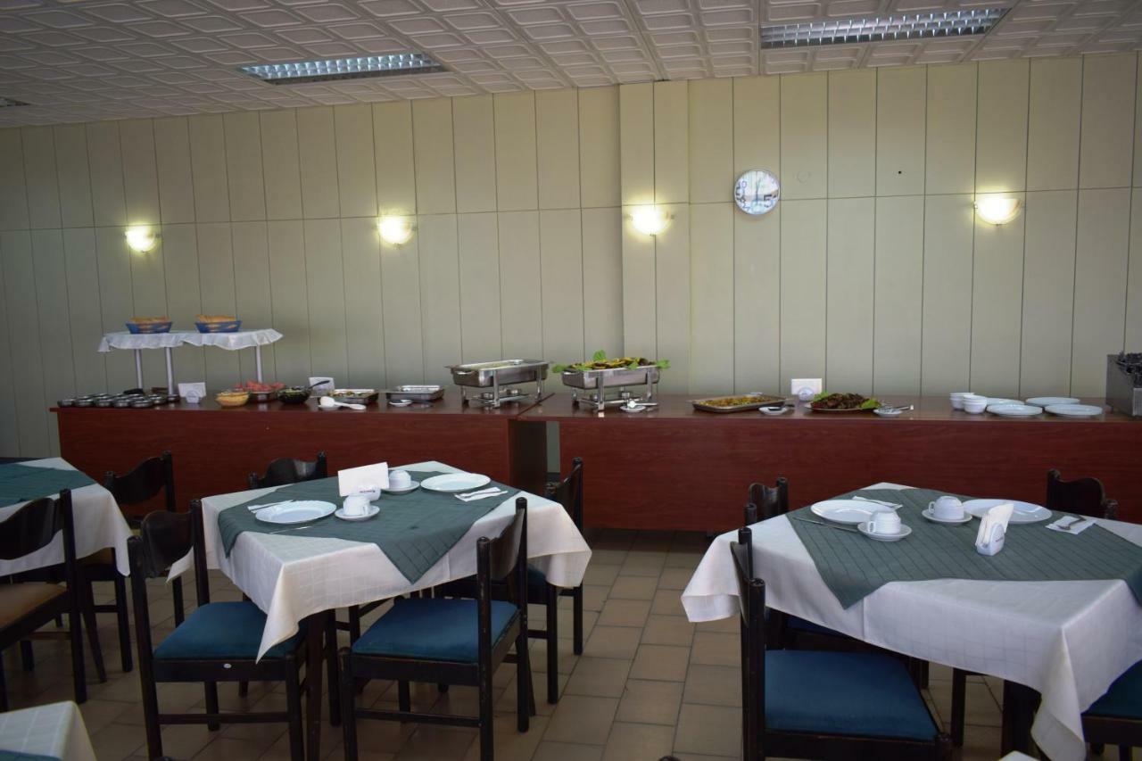 בלצ'יק Olimpia Supersnab Hotel מראה חיצוני תמונה